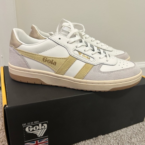 Gola Shoes - Women’s Gola Hawk sneakers (never worn!)